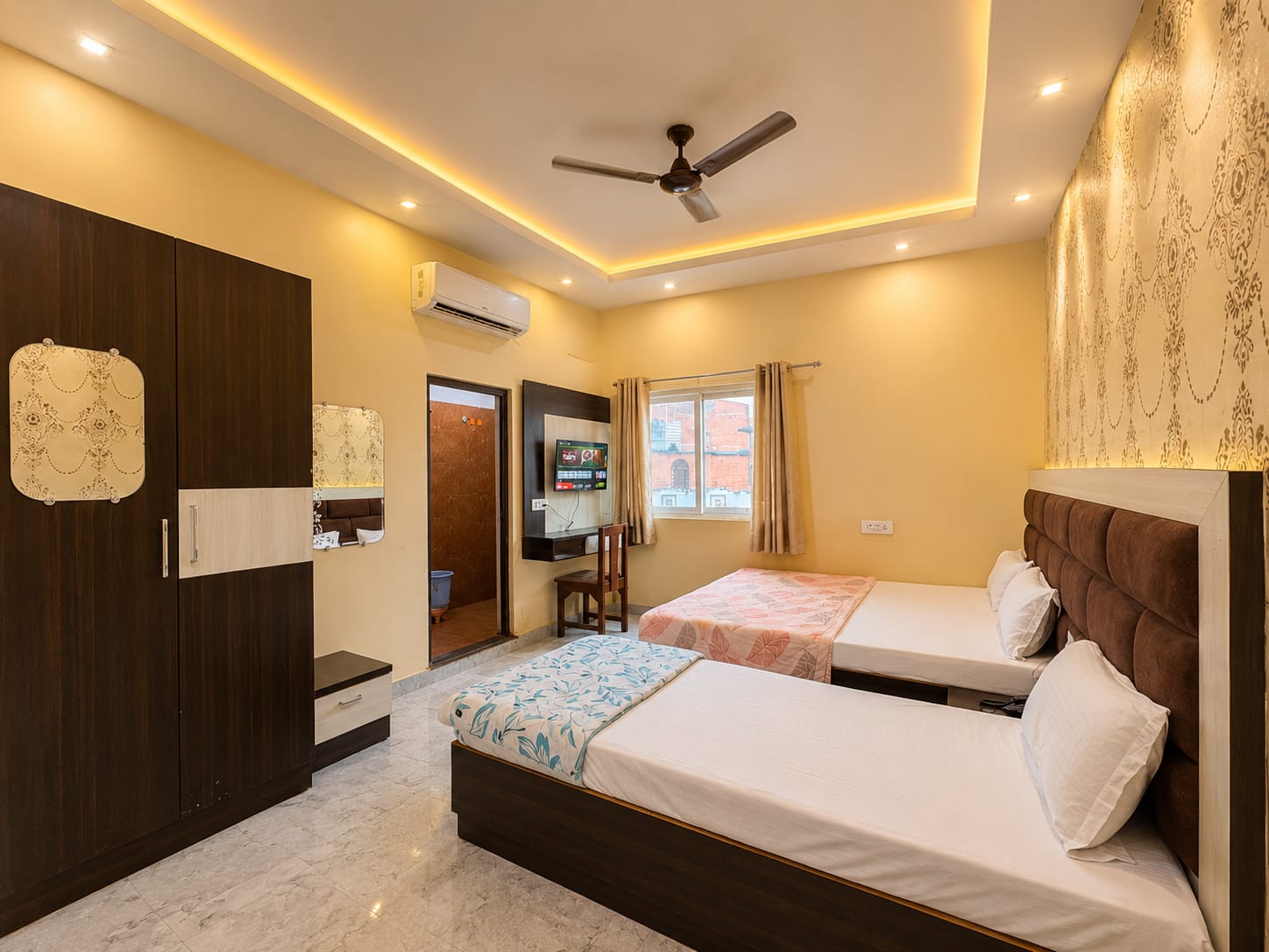 Hotel Shivala Grand